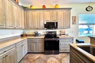 2560 Keystone Lake Dr, Cape Coral, FL 33909 - Photo 15