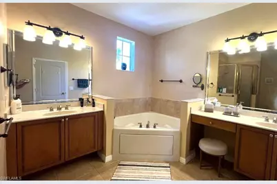 2560 Keystone Lake Dr, Cape Coral, FL 33909 - Photo 25