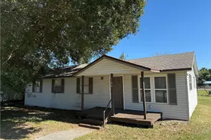 1154 Gamble St, Moore Haven, FL 33471 - Photo 1
