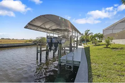 901 NW 33rd Pl, Cape Coral, FL 33993 - Photo 43