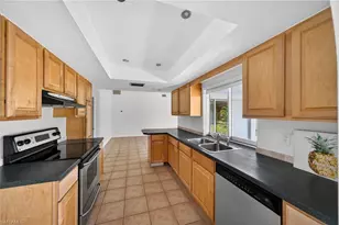 1513 SW 52nd Ln, Cape Coral, FL 33914 - Photo 15