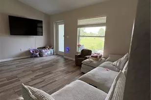 2872 Secretariat Dr, Labelle, FL 33935 - Photo 9