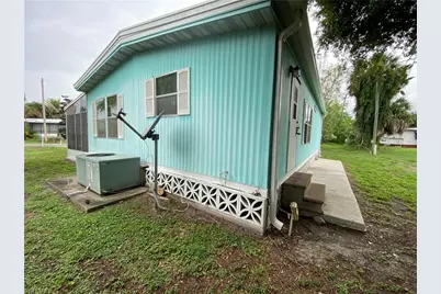 234 Lamplighter Ln, North Fort Myers, FL 33917 - Photo 23