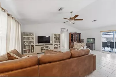 1212 SW 13th St, Cape Coral, FL 33991 - Photo 7