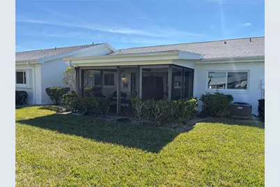 1515 Edgewater Cir, Fort Myers, FL 33919 - Photo 3