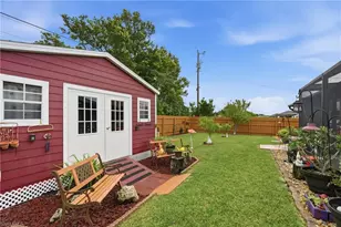 139 SE 30th St, Cape Coral, FL 33904 - Photo 45