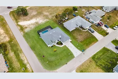 1201 SW 8th Pl, Cape Coral, FL 33991 - Photo 45