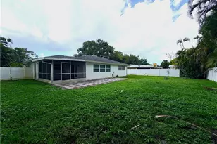 1637 S Mayfair Rd, Fort Myers, FL 33919 - Photo 29