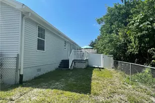 5527 Judith Rd, Bokeelia, FL 33922 - Photo 25