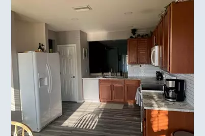3420 Cancun Ct, Cape Coral, FL 33909 - Photo 5
