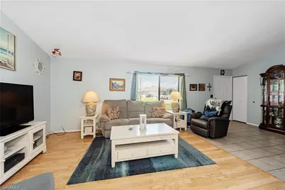 171 SE 4th St, Cape Coral, FL 33990 - Photo 7