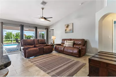 152 Nicholas Pkwy E, Cape Coral, FL 33990 - Photo 7