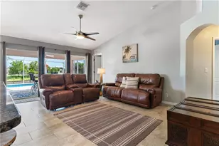 152 Nicholas Pkwy E, Cape Coral, FL 33990 - Photo 7