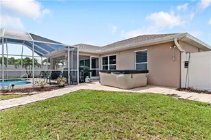 152 Nicholas Pkwy E, Cape Coral, FL 33990 - Photo 25