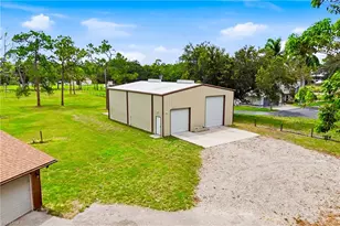 17140 Pleasure Rd, Cape Coral, FL 33909 - Photo 9