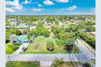 27312 Buccaneer Dr, Bonita Springs, FL 34135 - Photo 3