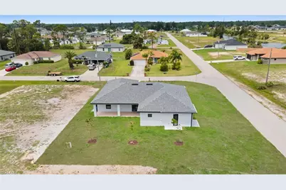 3721 NE 11th Pl, Cape Coral, FL 33909 - Photo 41