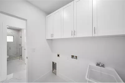 3721 NE 11th Pl, Cape Coral, FL 33909 - Photo 15
