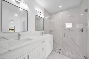 3721 NE 11th Pl, Cape Coral, FL 33909 - Photo 25