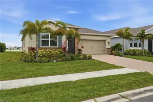 628 Parkshore Lk Ave, Cape Coral, FL 33993 - Photo 31