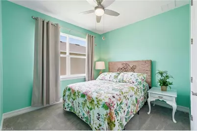 628 Parkshore Lake Ave, Cape Coral, FL 33993 - Photo 23