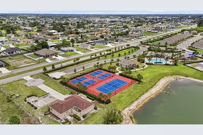 628 Parkshore Lake Ave, Cape Coral, FL 33993 - Photo 47