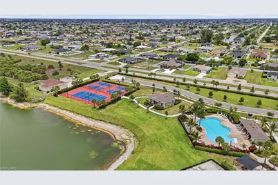 628 Parkshore Lake Ave, Cape Coral, FL 33993 - Photo 49
