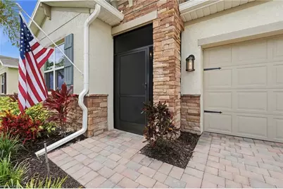 628 Parkshore Lake Ave, Cape Coral, FL 33993 - Photo 33