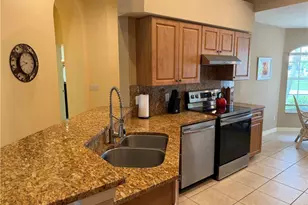 2401 SW 38th Terrace, Cape Coral, FL 33914 - Photo 5