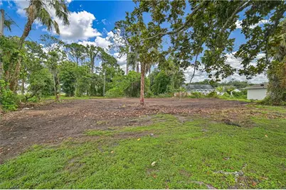 26 Maple Ave N, Lehigh Acres, FL 33936 - Photo 41