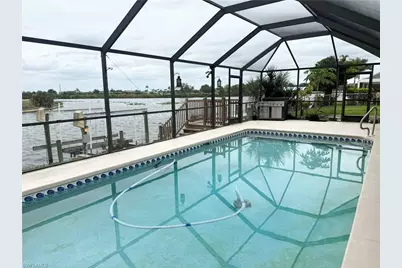 201 SW 8th St, Cape Coral, FL 33991 - Photo 27