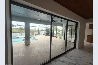 201 SW 8th St, Cape Coral, FL 33991 - Photo 5