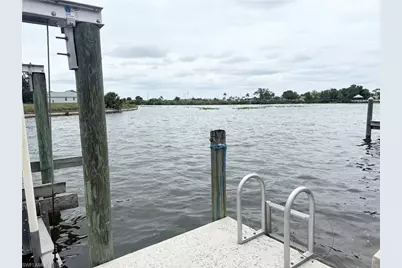 201 SW 8th St, Cape Coral, FL 33991 - Photo 31
