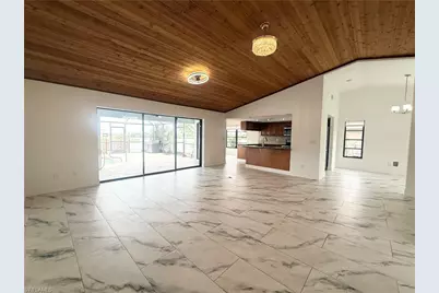 201 SW 8th St, Cape Coral, FL 33991 - Photo 3