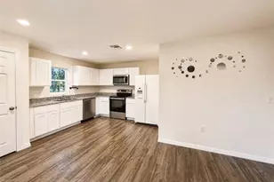 936 Panda Dr, Lehigh Acres, FL 33974 - Photo 3