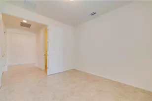3036 Sunset Pointe Cir, Cape Coral, FL 33914 - Photo 7