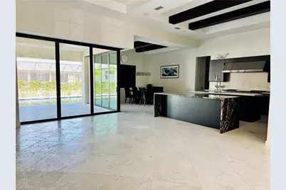 8533 S Lake Cir, Fort Myers, FL 33908 - Photo 7