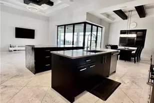 8533 S Lake Cir, Fort Myers, FL 33908 - Photo 5