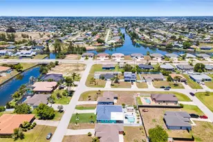 3221 SW 11th Pl, Cape Coral, FL 33914 - Photo 49