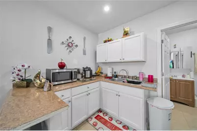 3221 SW 11th Pl, Cape Coral, FL 33914 - Photo 43