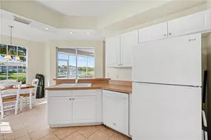 10025 Sky View Way, Fort Myers, FL 33913 - Photo 9