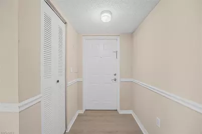 1590 S 42nd Cir #209, Vero Beach, FL 32967 - Photo 3
