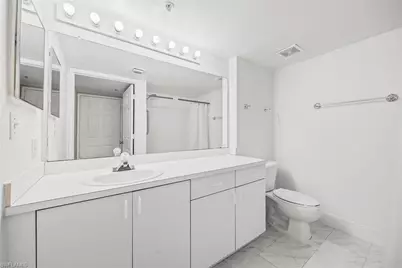 1590 S 42nd Cir #209, Vero Beach, FL 32967 - Photo 15