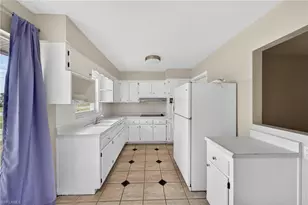 1129 SE 18th Terrace, Cape Coral, FL 33990 - Photo 7