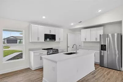 2006 NW 16th Pl, Cape Coral, FL 33993 - Photo 11