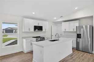 2006 NW 16th Pl, Cape Coral, FL 33993 - Photo 11