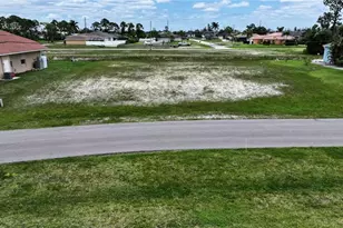 2205 NW 26th Pl, Cape Coral, FL 33993 - Photo 1