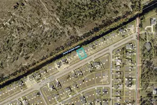 39 Wilmington Pkwy, Cape Coral, FL 33993 - Photo 1