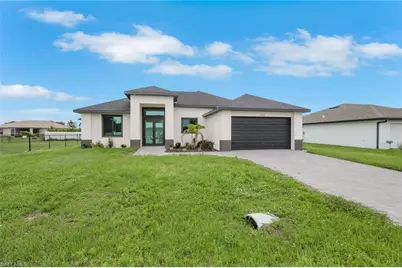 2204 NE 14th Pl, Cape Coral, FL 33909 - Photo 35