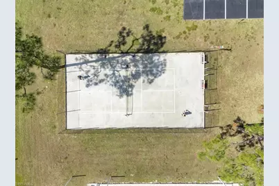 952 Days Ln, North Fort Myers, FL 33917 - Photo 35